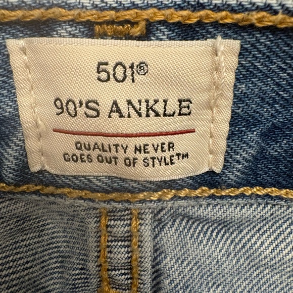 Classic Blue Women's Jeans - Picture 4 of 7